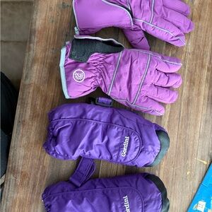 Gordini Purple Winter mittens and  gloves are